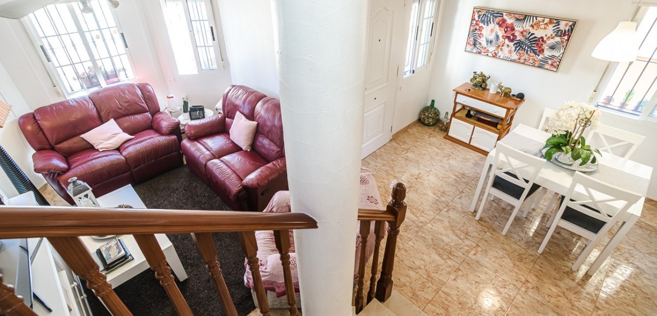 Venta - Villa -
Guardamar del Segura - EL RASO