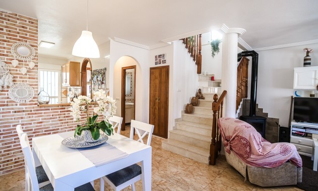 Venta - Villa -
Guardamar del Segura - EL RASO