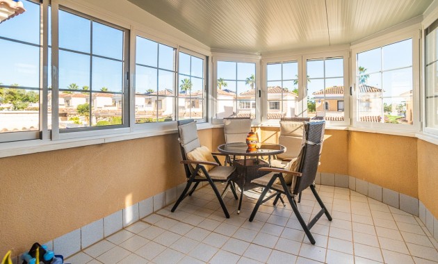 Venta - Villa -
Guardamar del Segura - EL RASO