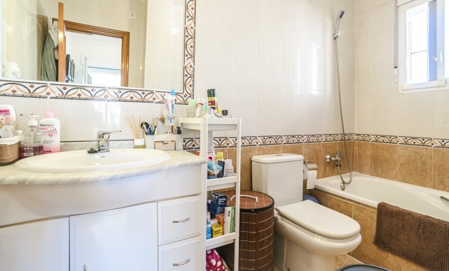 Venta - Villa -
Guardamar del Segura - EL RASO