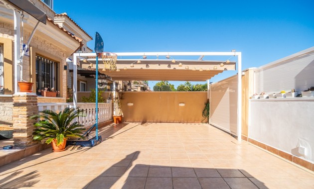 Venta - Villa -
Guardamar del Segura - EL RASO