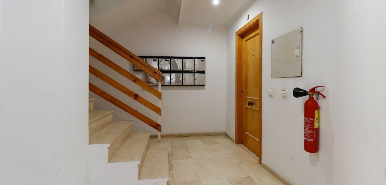 Venta - Apartamento / piso -
Torrevieja - La Mata pueblo