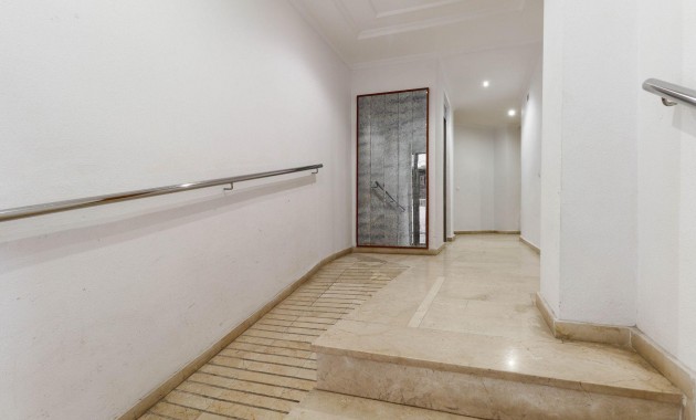 Venta - Apartamento / piso -
Torrevieja - La Mata pueblo