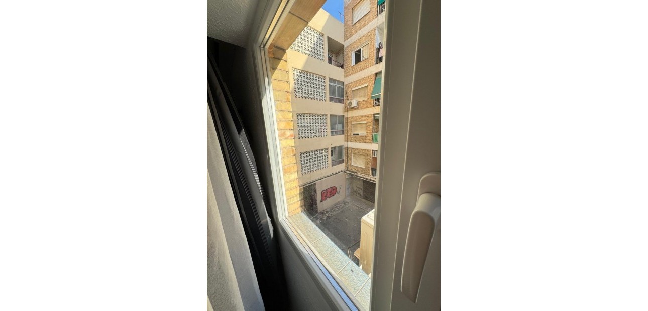 Venta - Apartamento / piso -
Alicante - Carolinas altas