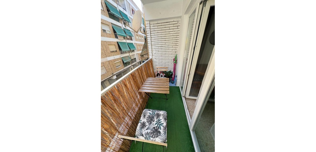 Venta - Apartamento / piso -
Alicante - Carolinas altas