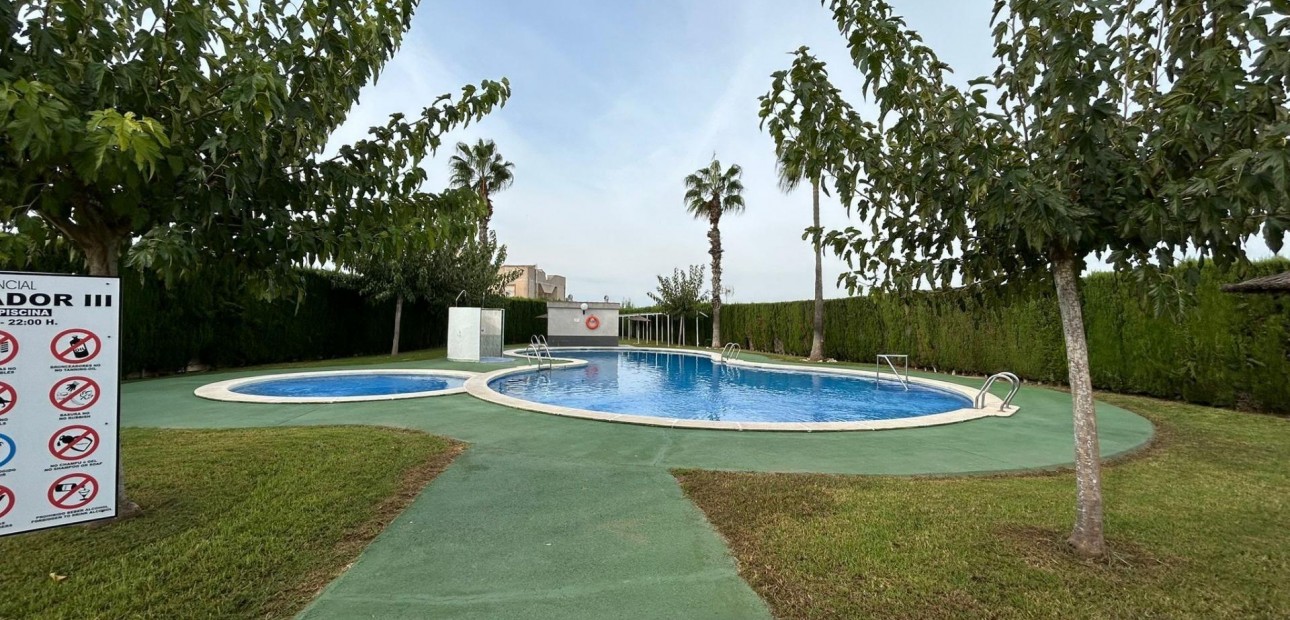 Venta - Bungalow -
Torrevieja - torrevieja