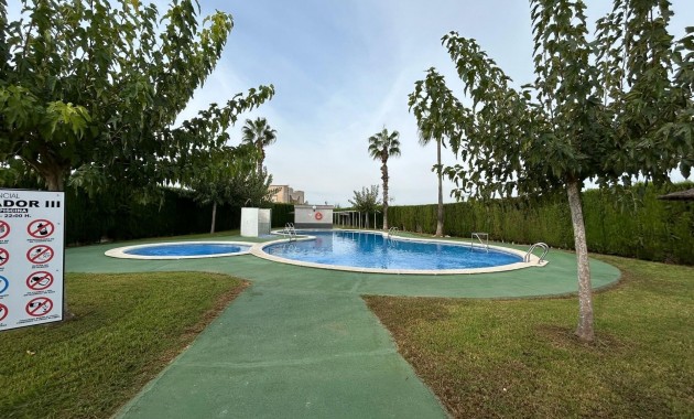 Venta - Bungalow -
Torrevieja - torrevieja