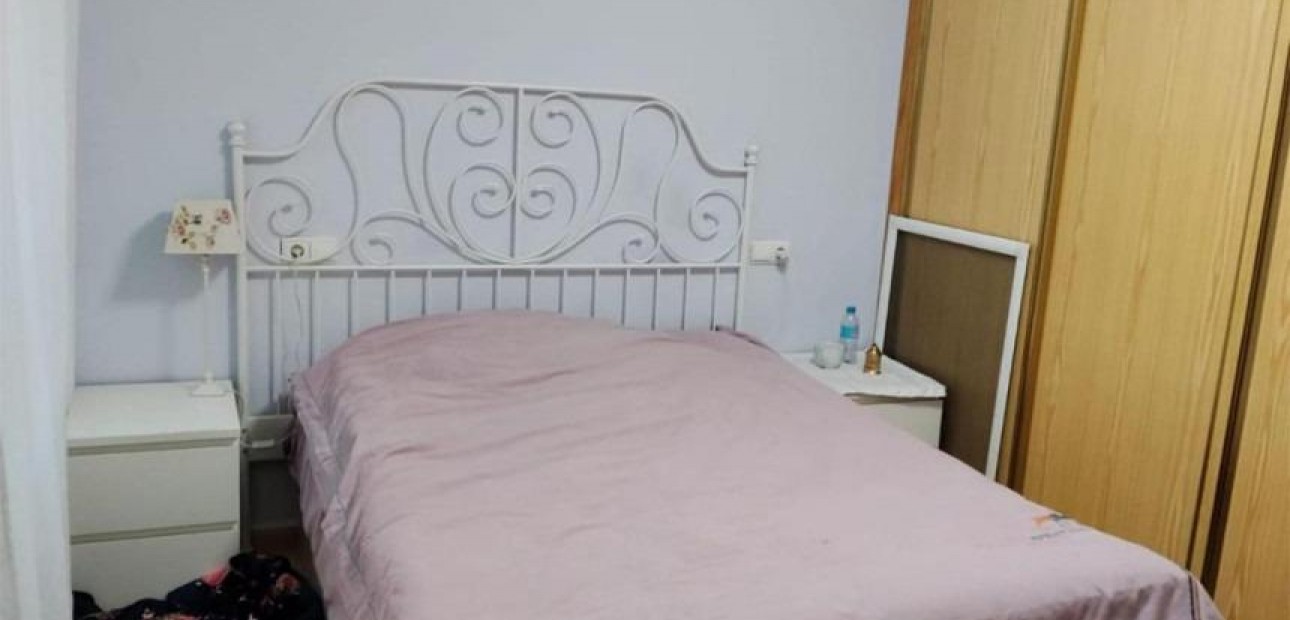 Venta - Apartamento / piso -
Guardamar del Segura - CENTRO