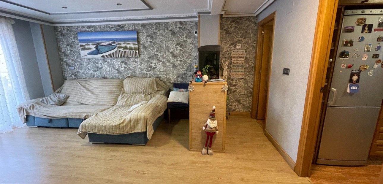 Herverkoop - Appartement / flat -
Torrevieja - torrevieja