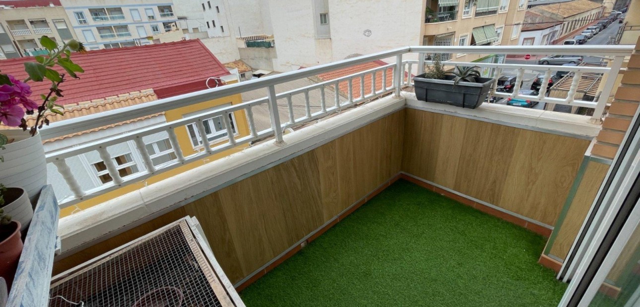 Herverkoop - Appartement / flat -
Torrevieja - torrevieja