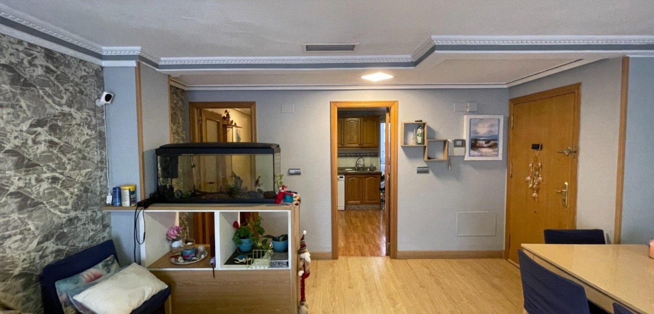 Herverkoop - Appartement / flat -
Torrevieja - torrevieja