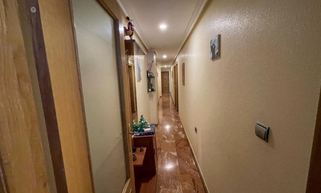 Herverkoop - Appartement / flat -
Torrevieja - torrevieja