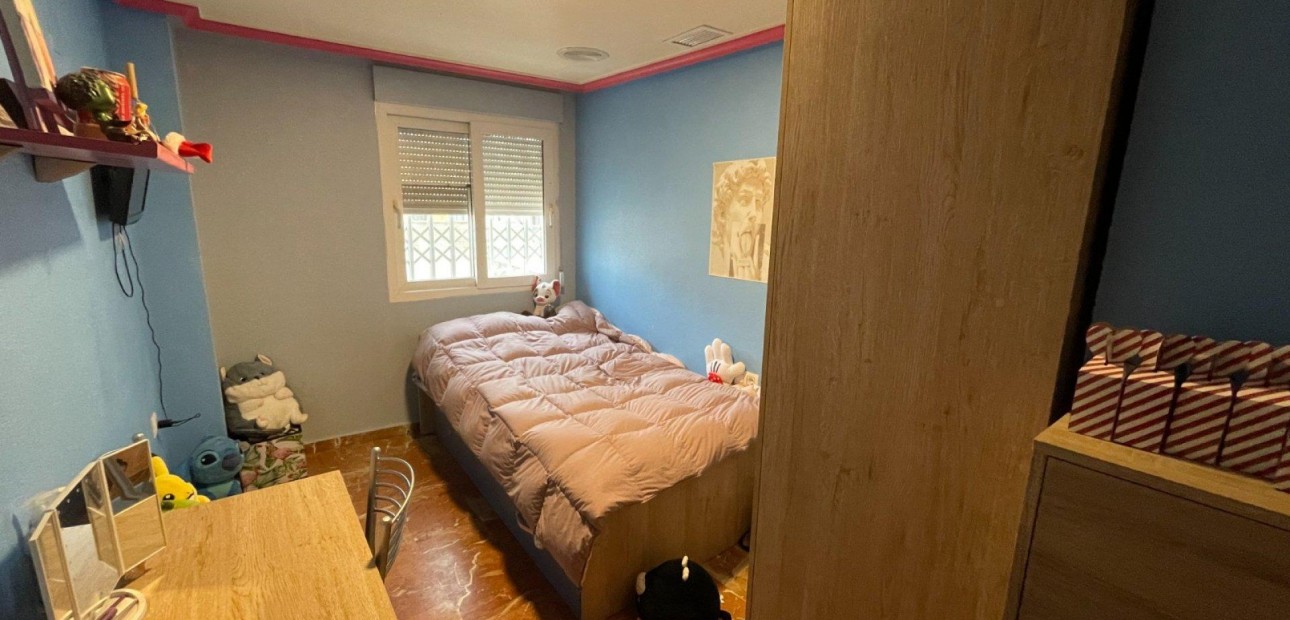 Herverkoop - Appartement / flat -
Torrevieja - torrevieja