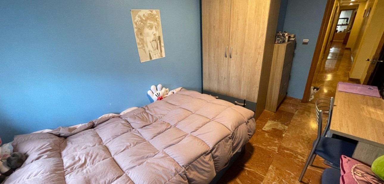 Herverkoop - Appartement / flat -
Torrevieja - torrevieja