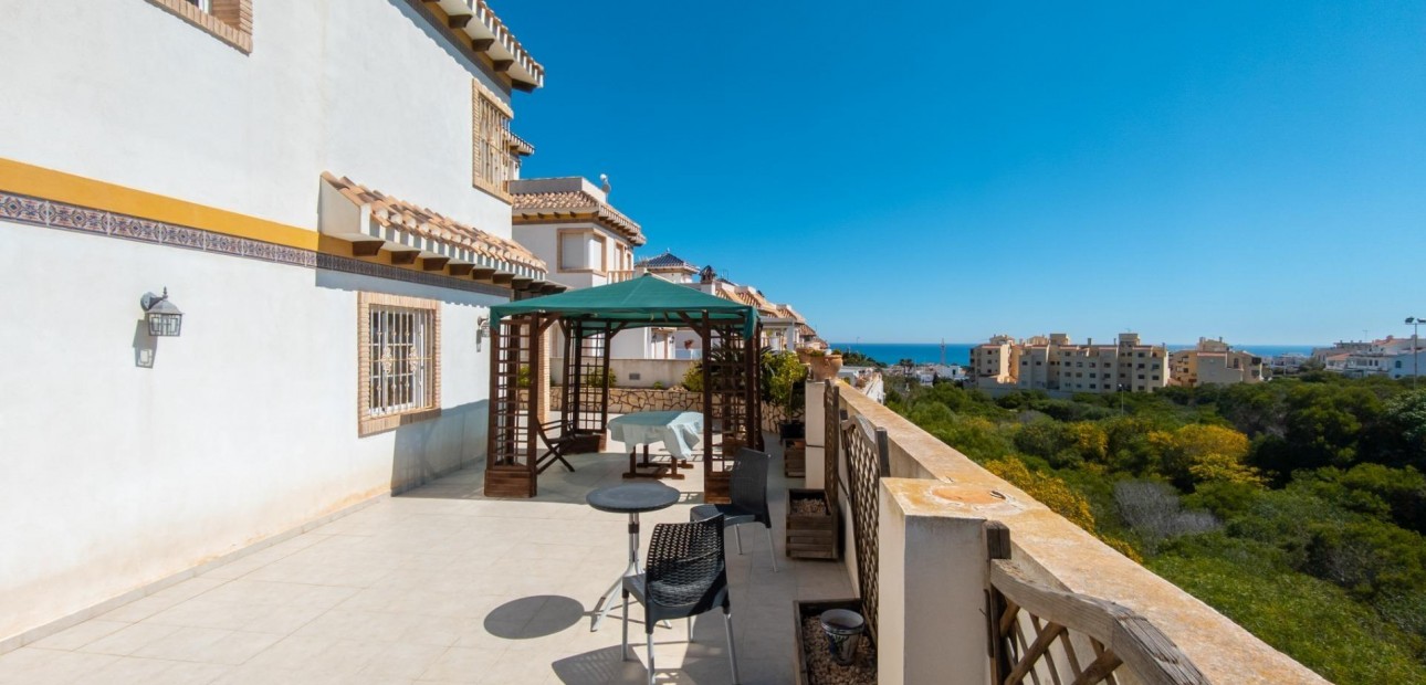 Venta - Villa -
Torrevieja - La Mata