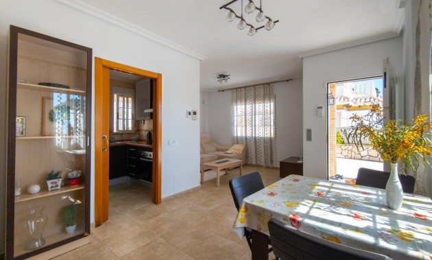 Venta - Villa -
Torrevieja - La Mata