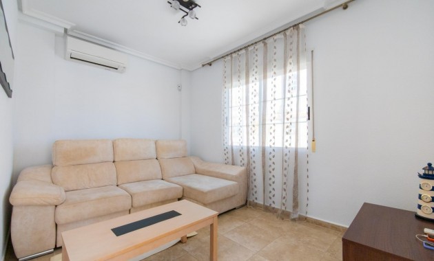 Venta - Villa -
Torrevieja - La Mata