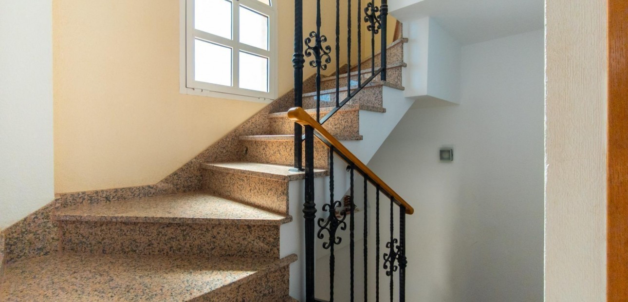 Venta - Villa -
Torrevieja - La Mata