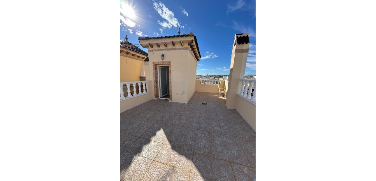 Venta - Terraced house -
Orihuela Costa - Los Almendros-La Florida