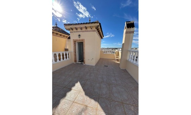 Venta - Terraced house -
Orihuela Costa - Los Almendros-La Florida
