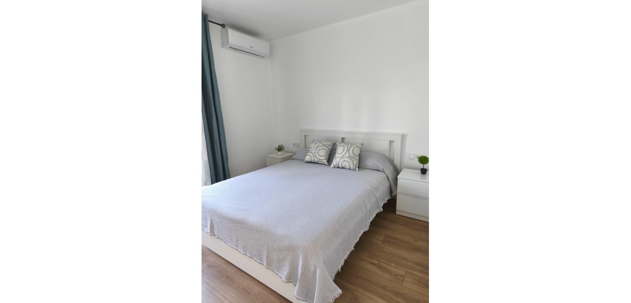 Venta - Duplex -
Torrevieja - Playa de los locos