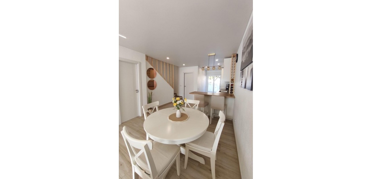 Venta - Duplex -
Torrevieja - Playa de los locos