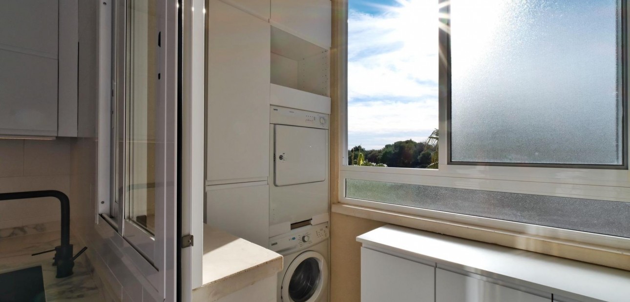 Venta - Villa -
Orihuela Costa - Los Dolses