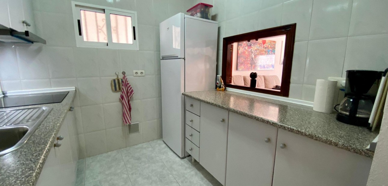 Venta - Apartamento / piso -
Torrevieja - Torrejón