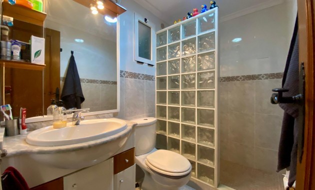 Venta - Apartamento / piso -
Torrevieja - Torrejón