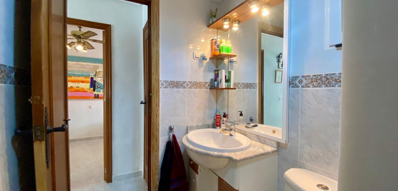 Venta - Apartamento / piso -
Torrevieja - Torrejón