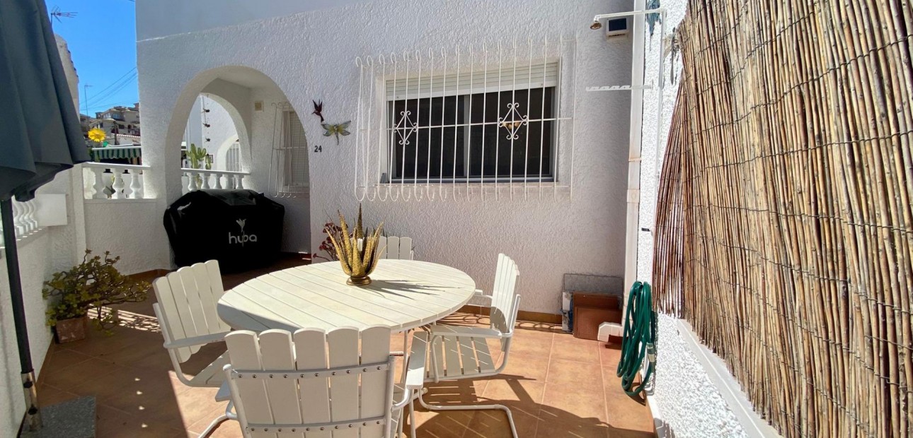 Venta - Apartamento / piso -
Torrevieja - Torrejón