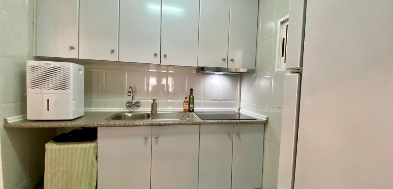 Venta - Apartamento / piso -
Torrevieja - Torrejón