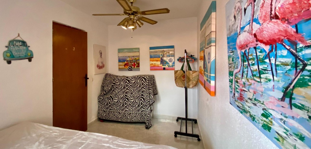 Venta - Apartamento / piso -
Torrevieja - Torrejón