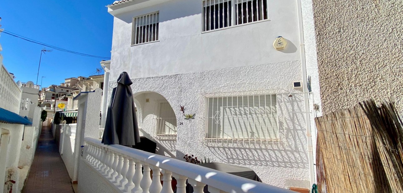 Venta - Apartamento / piso -
Torrevieja - Torrejón