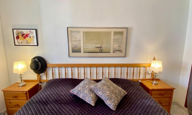 Venta - Apartamento / piso -
Torrevieja - Torrejón