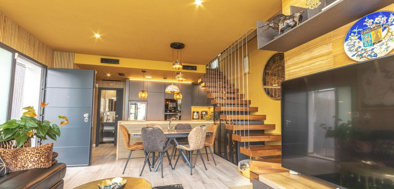 Venta - Villa -
Orihuela Costa - Lomas de Cabo Roig