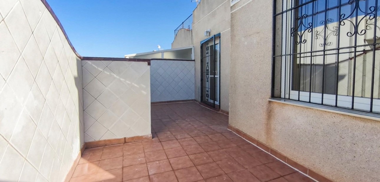 Venta - Bungalow -
Torrevieja - Los balcones