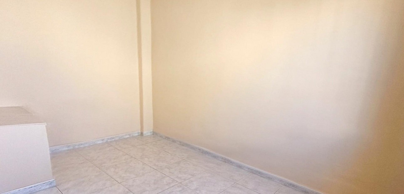 Venta - Bungalow -
Torrevieja - Los balcones