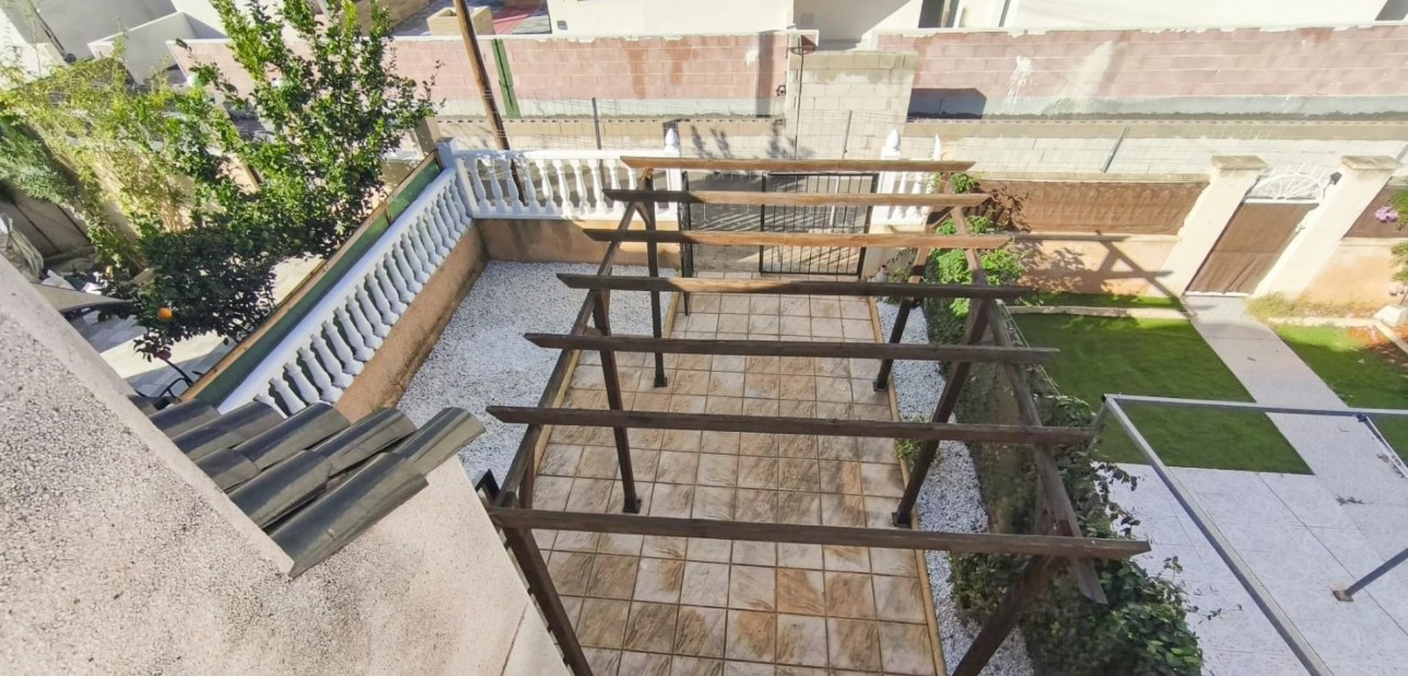 Venta - Bungalow -
Torrevieja - Los balcones