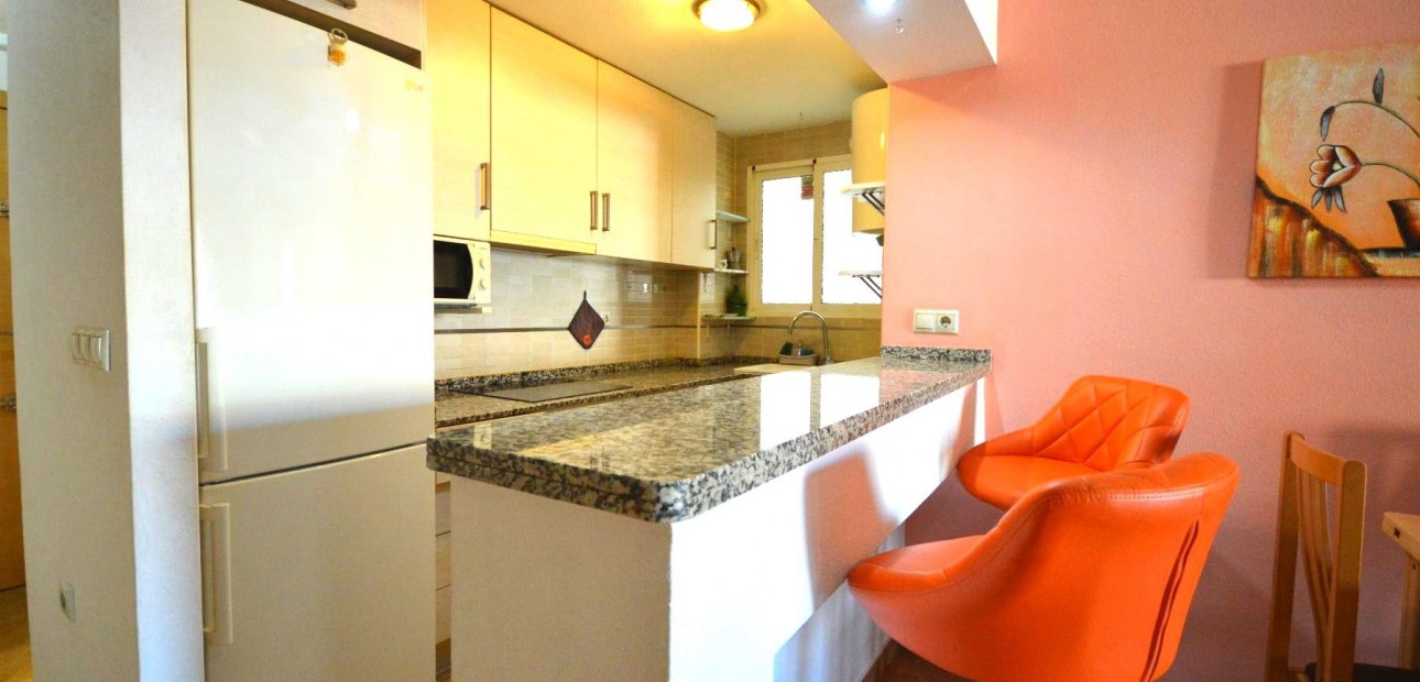 Venta - Apartamento / piso -
Torrevieja - Centro