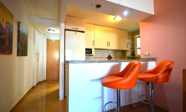 Venta - Apartamento / piso -
Torrevieja - Centro