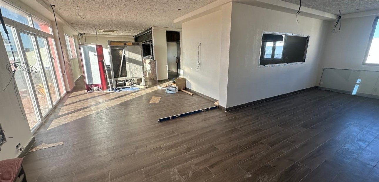 Venta - Commercial Unit -
Orihuela Costa - Lomas de Cabo Roig