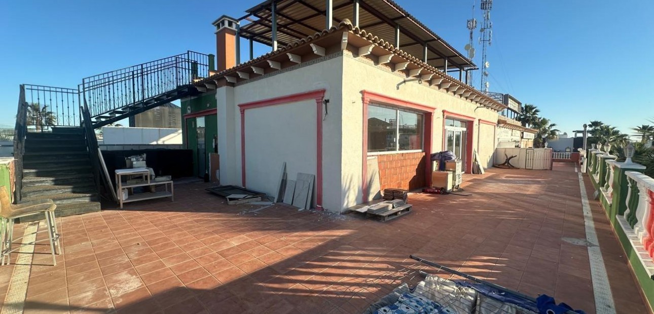 Venta - Commercial Unit -
Orihuela Costa - Lomas de Cabo Roig
