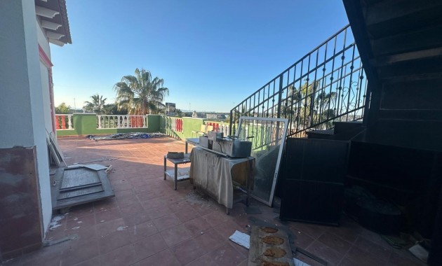 Venta - Commercial Unit -
Orihuela Costa - Lomas de Cabo Roig