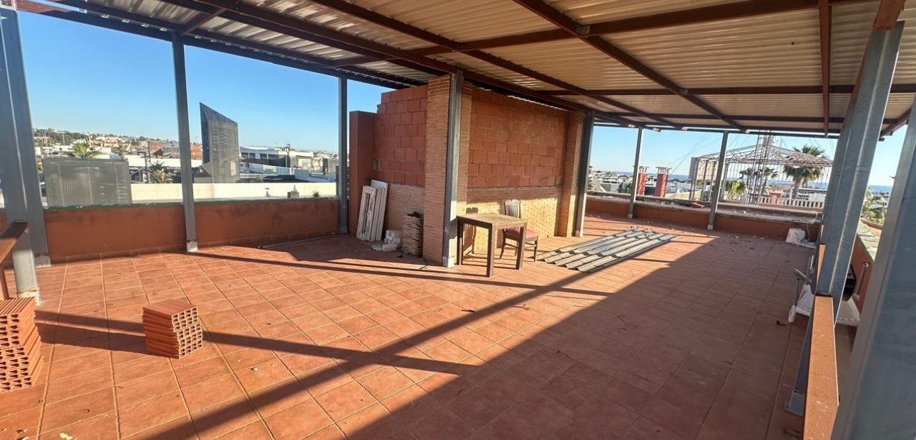 Venta - Commercial Unit -
Orihuela Costa - Lomas de Cabo Roig