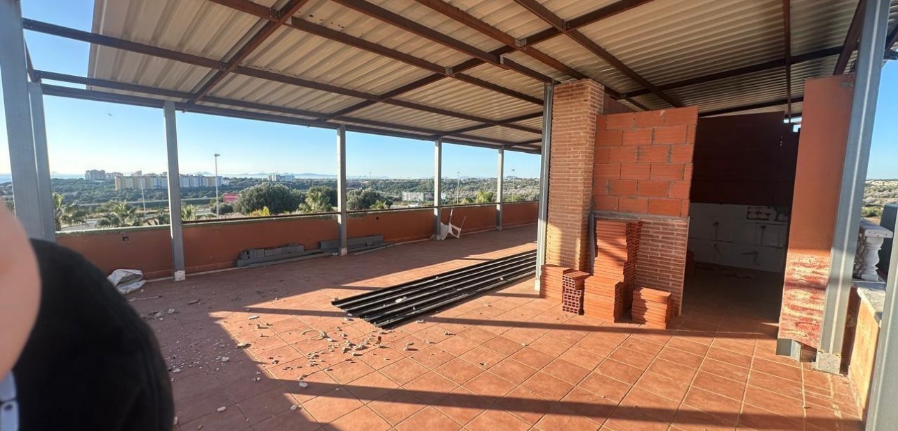 Venta - Commercial Unit -
Orihuela Costa - Lomas de Cabo Roig