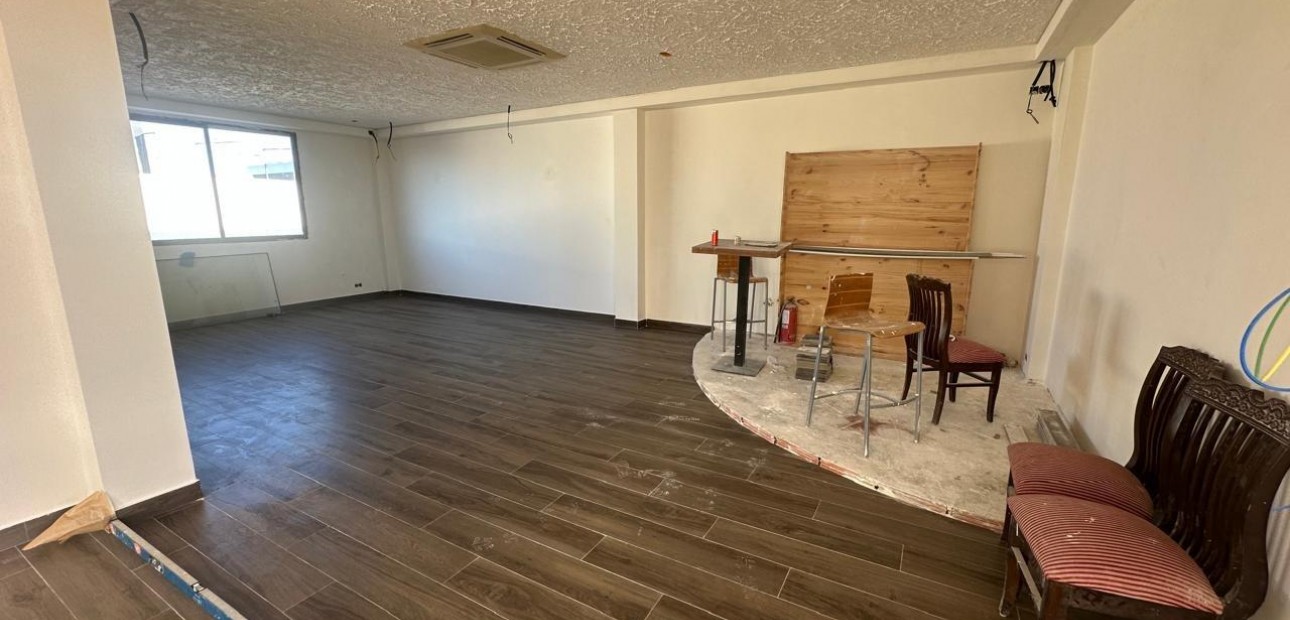 Venta - Commercial Unit -
Orihuela Costa - Lomas de Cabo Roig