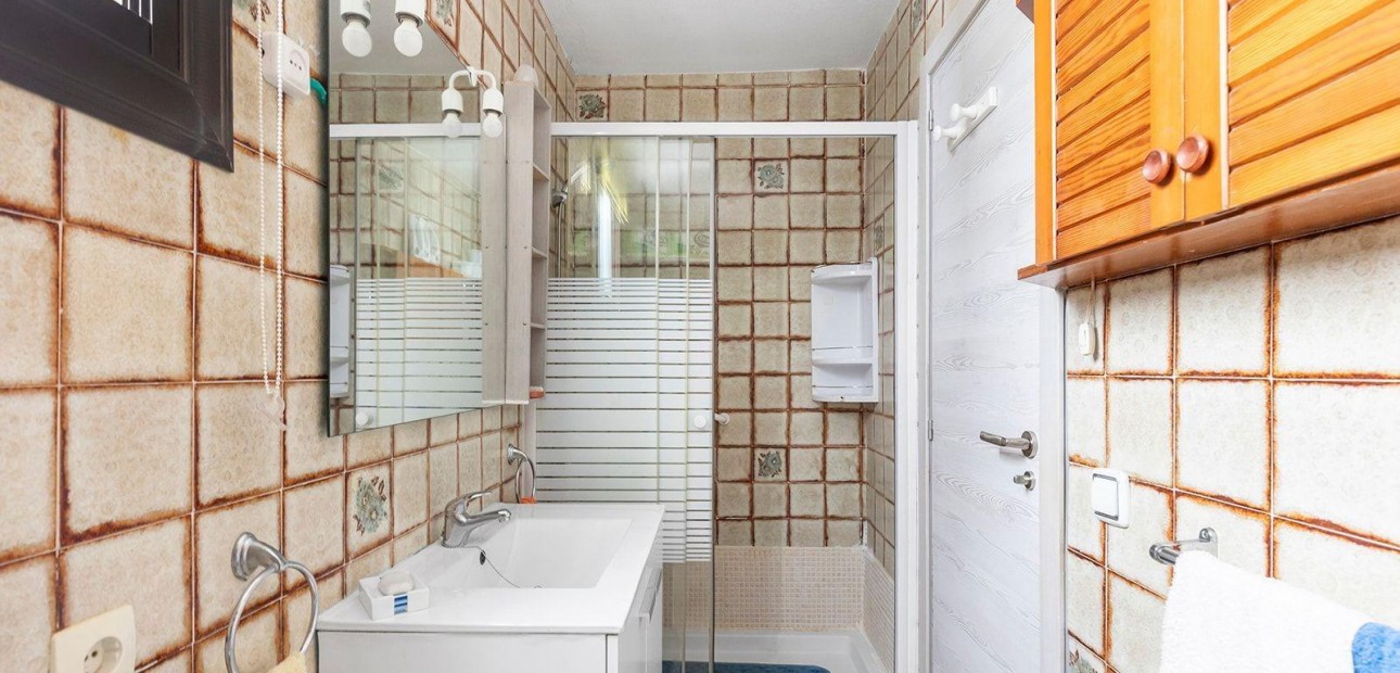 Venta - Apartamento / piso -
Torrevieja - La Mata pueblo