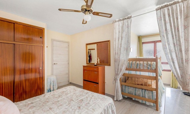 Venta - Apartamento / piso -
Torrevieja - La Mata pueblo