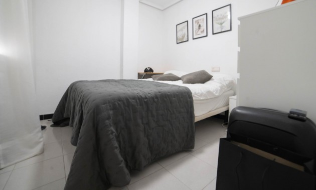 Venta - Apartamento / piso -
Torrevieja - La Mata pueblo